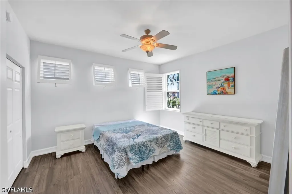 1277 Rialto Way Naples FL 34114