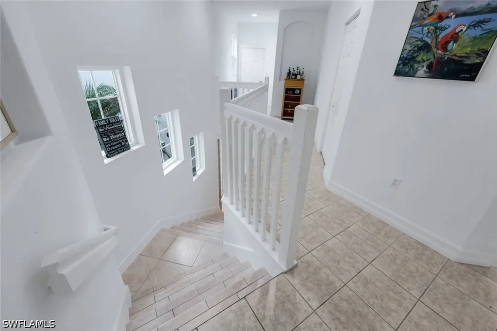 1277 Rialto Way Naples FL 34114
