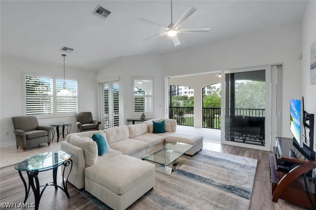 1277 Rialto Way Naples FL 34114