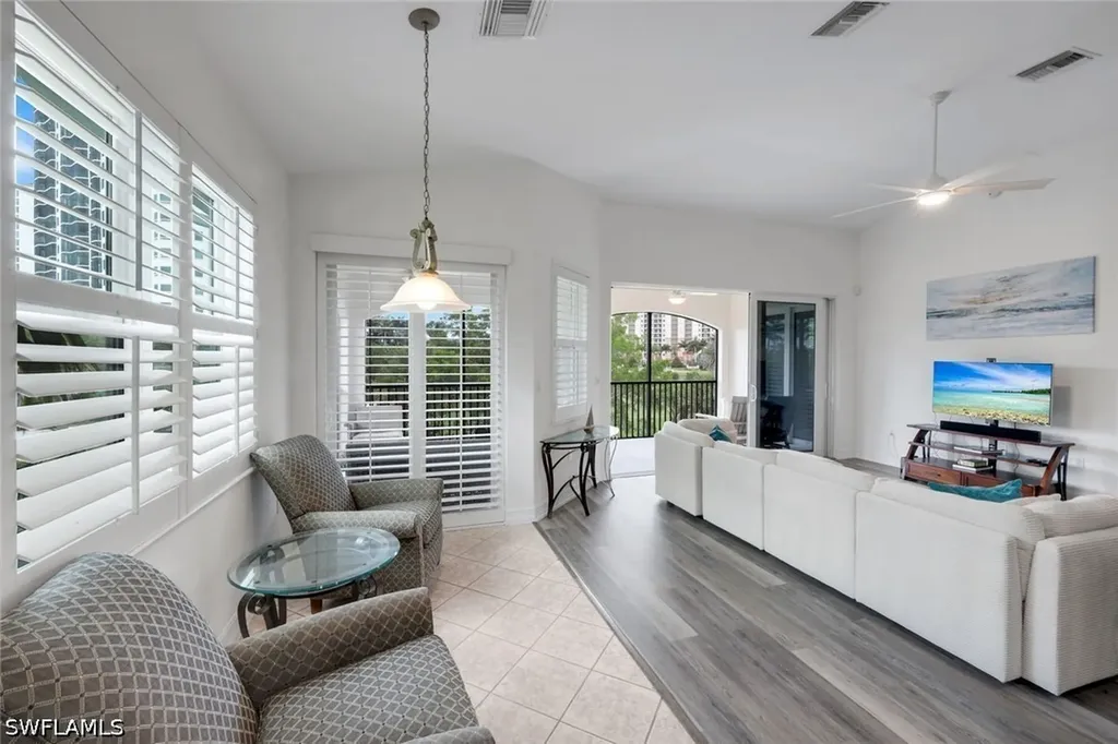 1277 Rialto Way Naples FL 34114