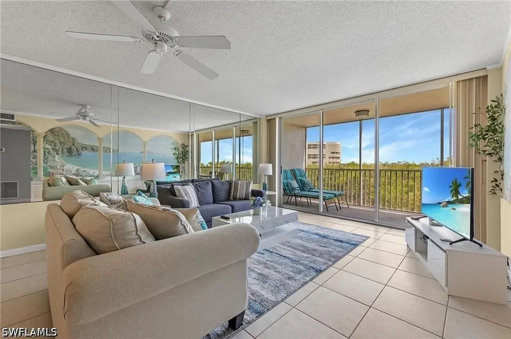 5 Bluebill Avenue Naples FL 34108