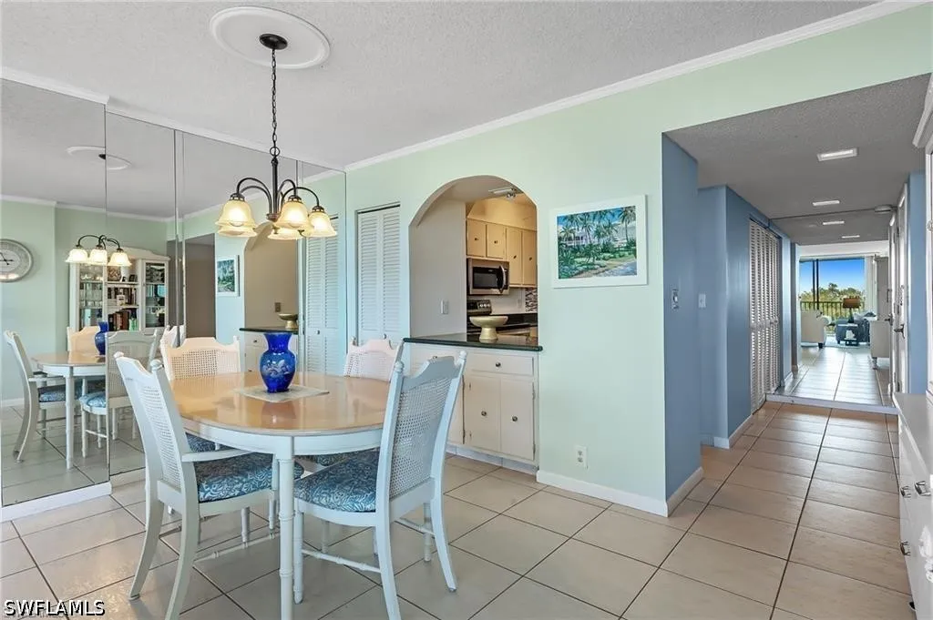 5 Bluebill Avenue Naples FL 34108
