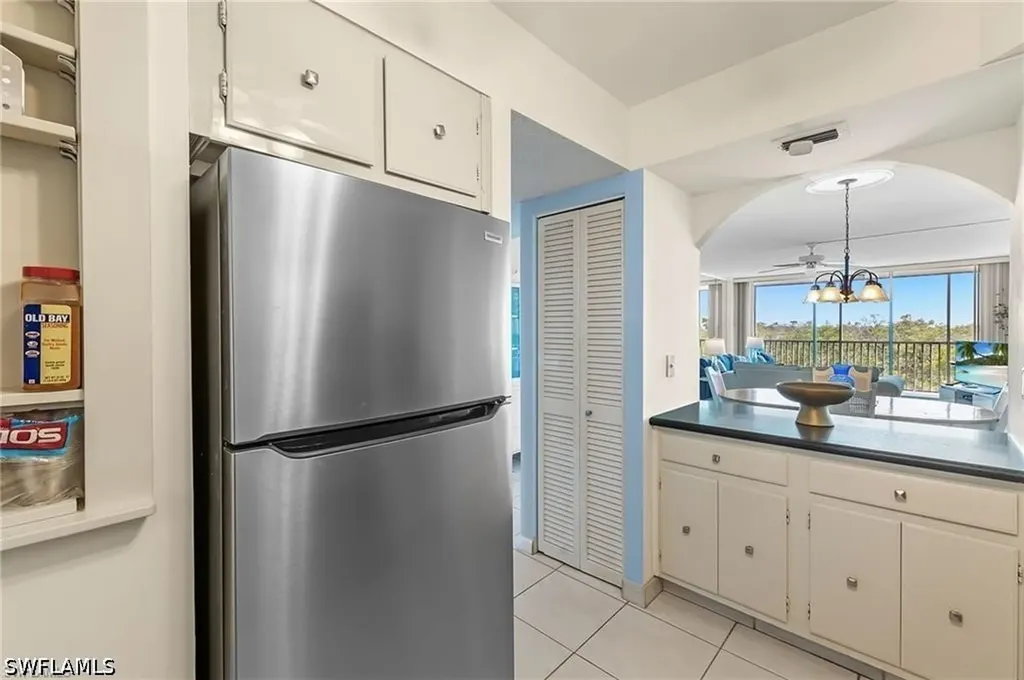 5 Bluebill Avenue Naples FL 34108