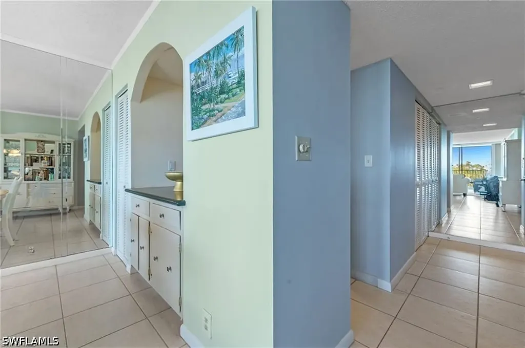 5 Bluebill Avenue Naples FL 34108