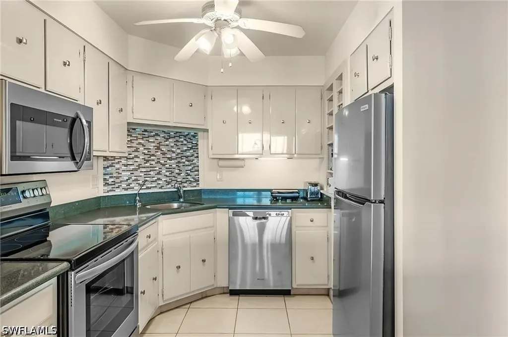 5 Bluebill Avenue Naples FL 34108