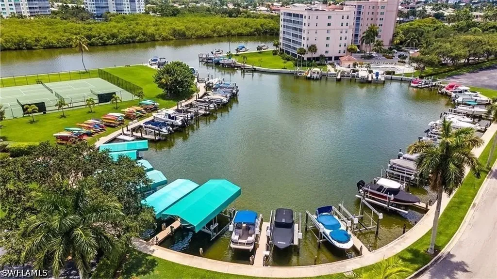 5 Bluebill Avenue Naples FL 34108