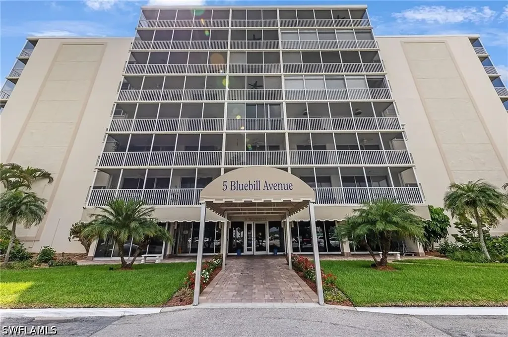 5 Bluebill Avenue Naples FL 34108