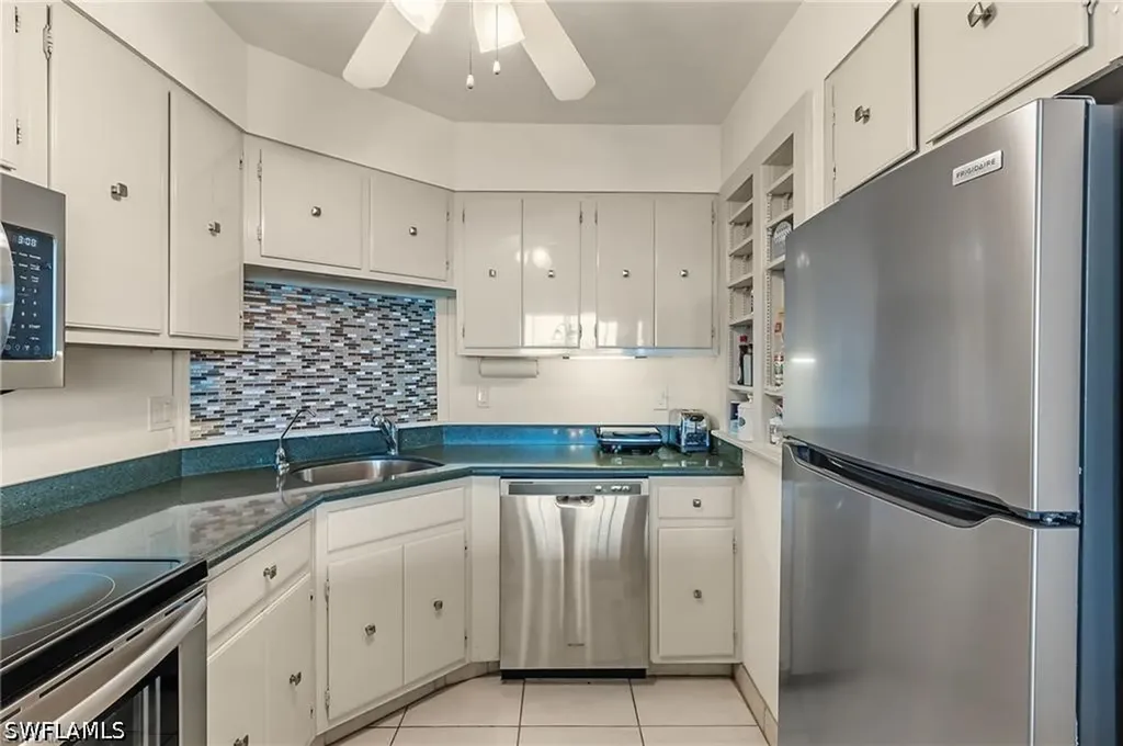5 Bluebill Avenue Naples FL 34108