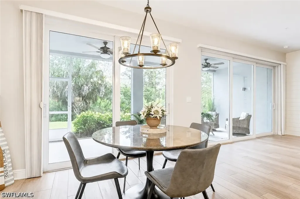 2620 Seychelles Circle Naples FL 34112