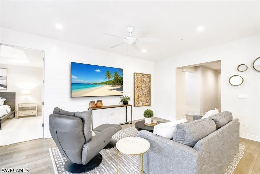 2620 Seychelles Circle Naples FL 34112