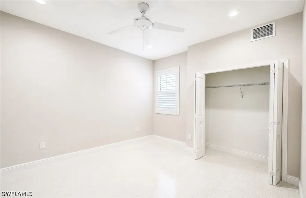 2620 Seychelles Circle Naples FL 34112