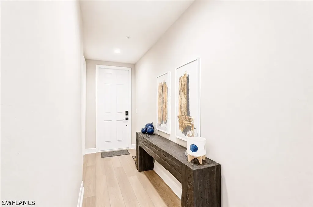 2620 Seychelles Circle Naples FL 34112