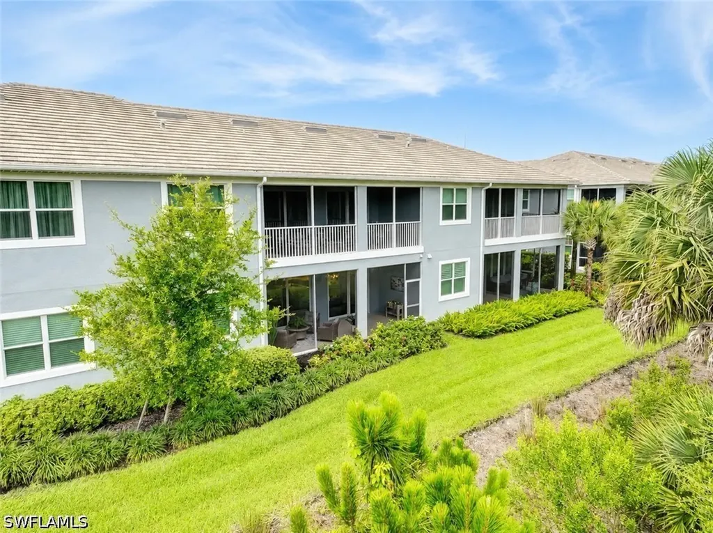2620 Seychelles Circle Naples FL 34112