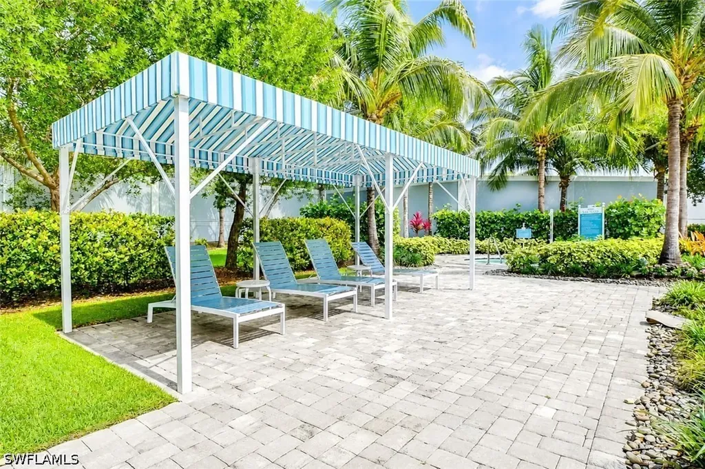 2620 Seychelles Circle Naples FL 34112