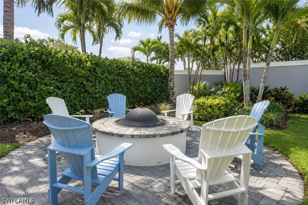 2620 Seychelles Circle Naples FL 34112