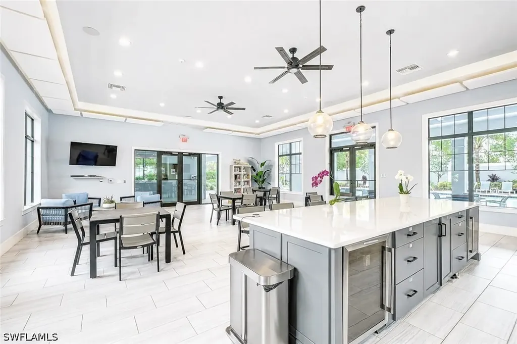 2620 Seychelles Circle Naples FL 34112