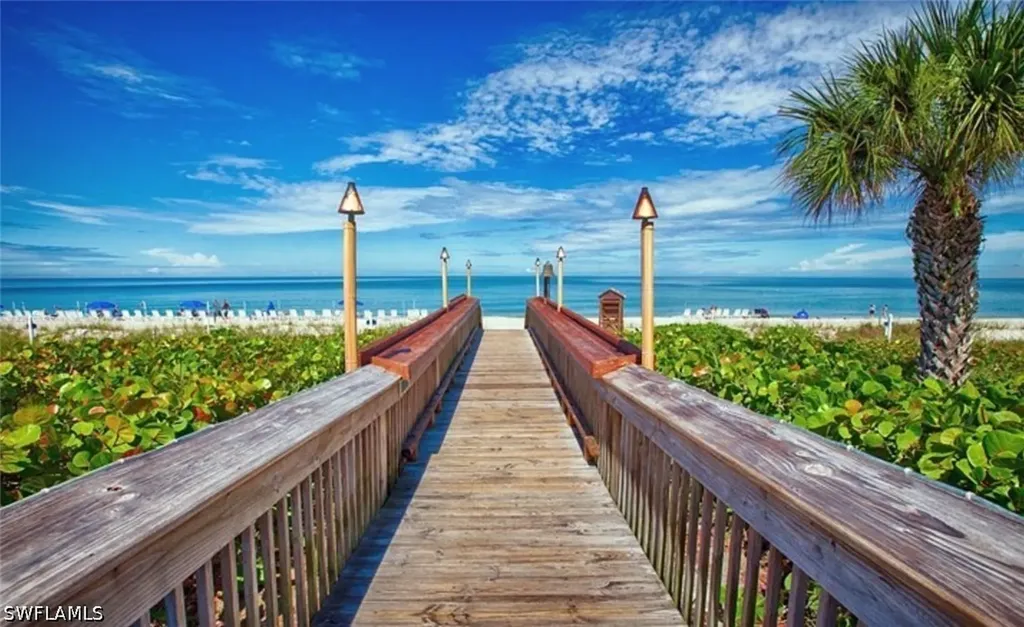 2620 Seychelles Circle Naples FL 34112