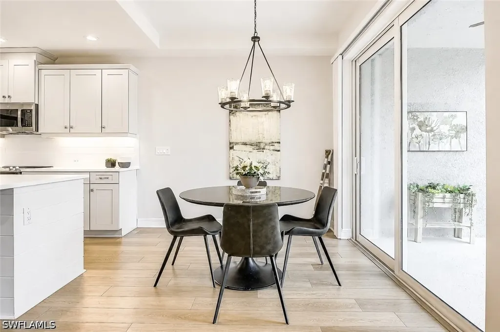2620 Seychelles Circle Naples FL 34112