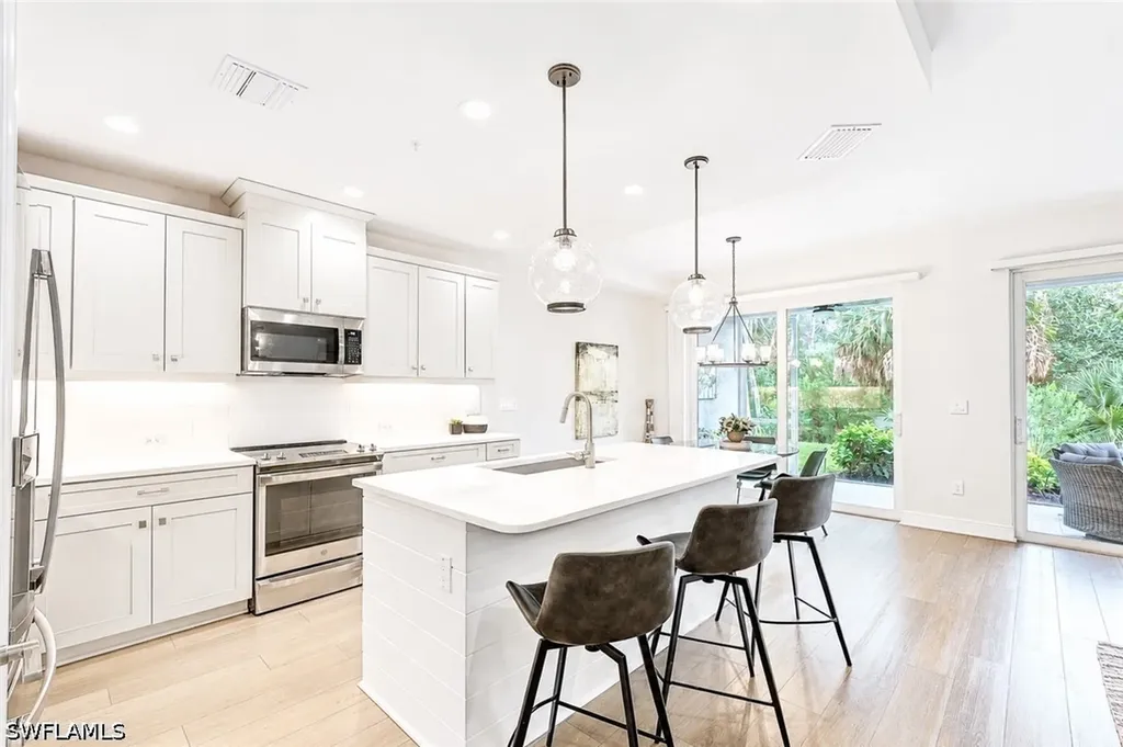2620 Seychelles Circle Naples FL 34112