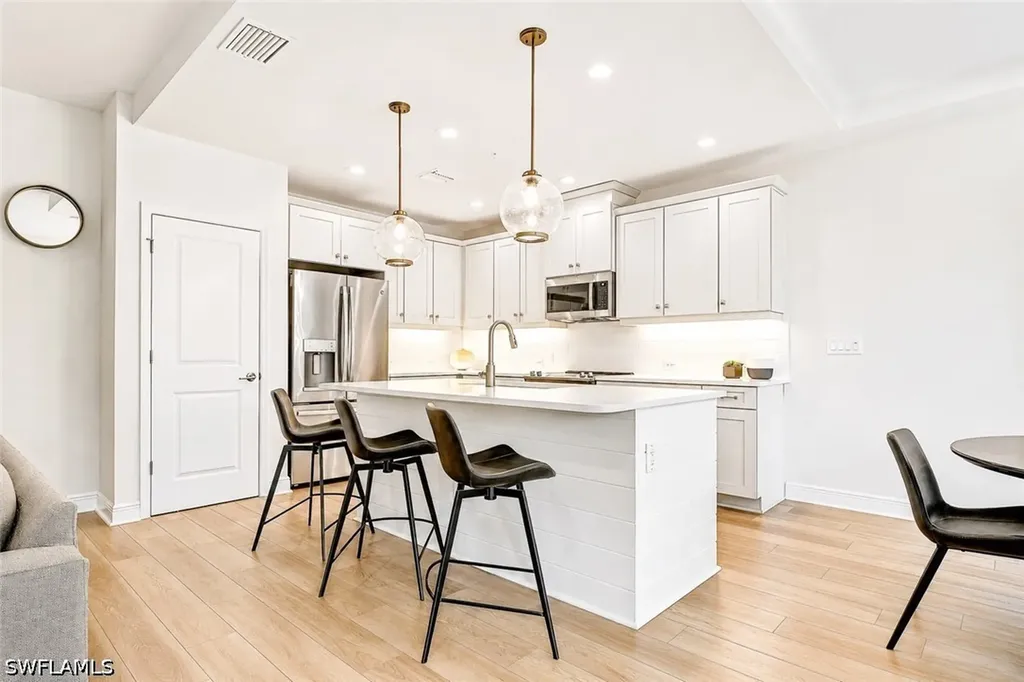 2620 Seychelles Circle Naples FL 34112