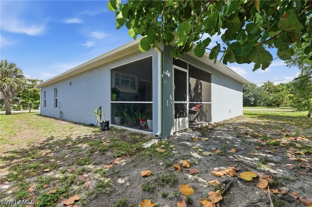 2303 Ben Street S Fort Myers FL 33916