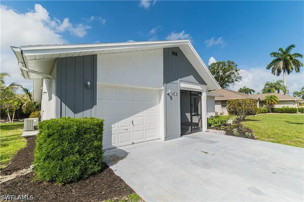 107 Blue Ridge Drive Naples FL 34112