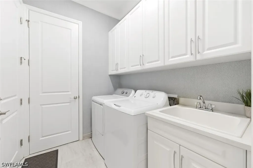 11338 Jacaranda Drive Naples FL 34120