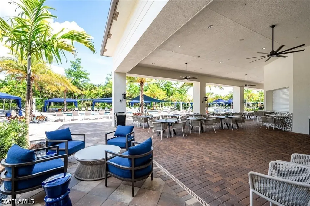 11338 Jacaranda Drive Naples FL 34120