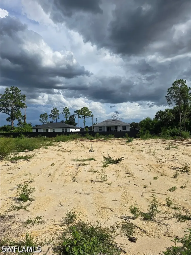 2813 11th Street W Lehigh Acres FL 33971