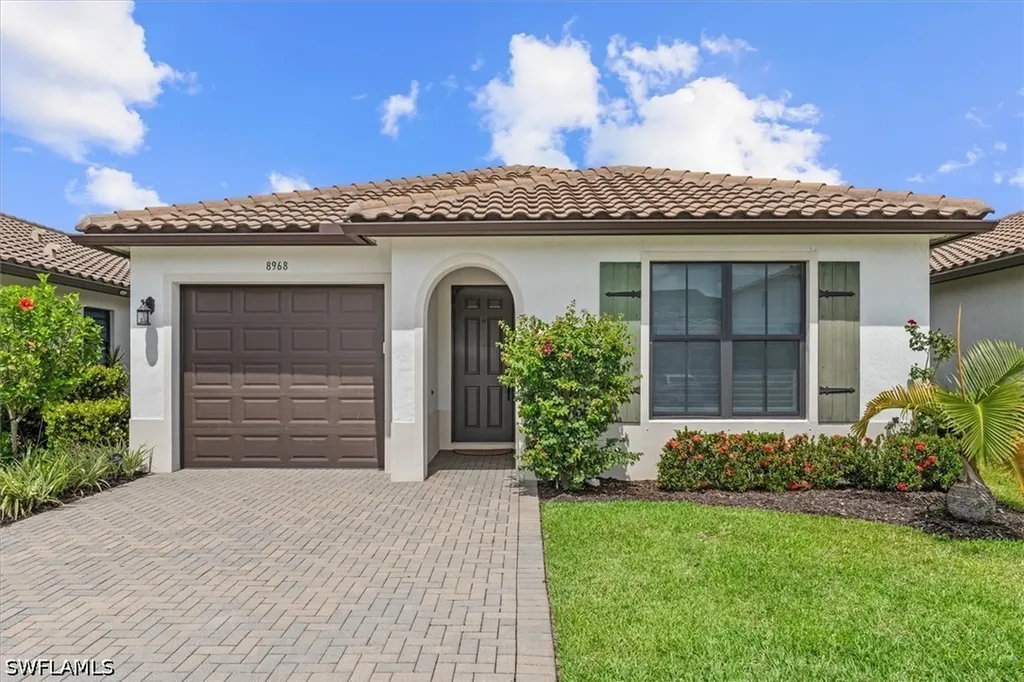 8968 Madrid Circle Naples FL 34104