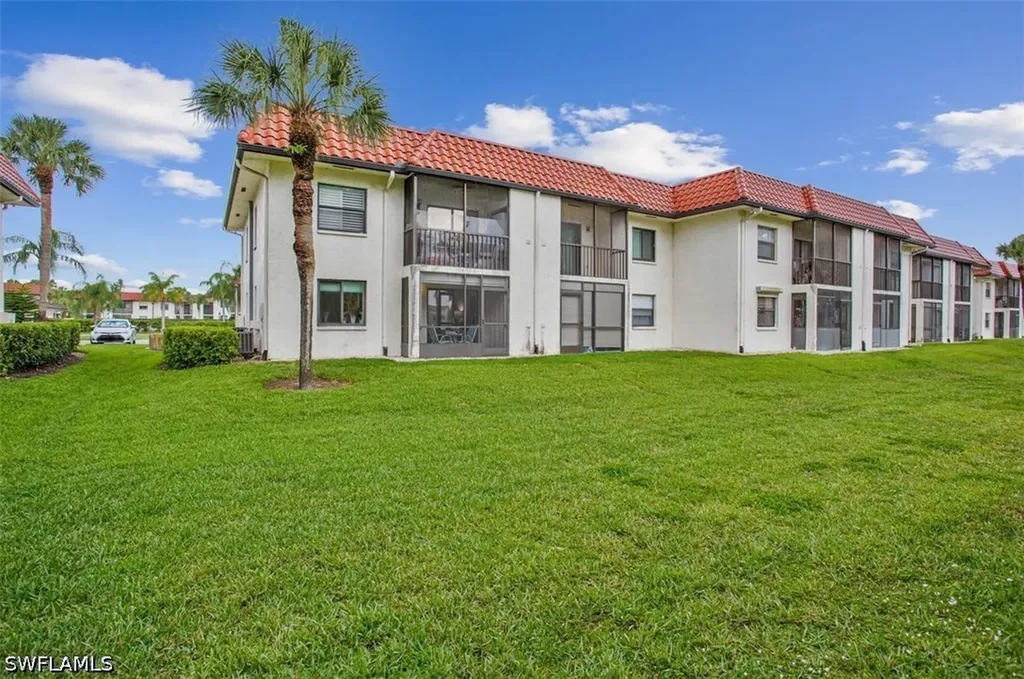 4258 27th Court SW Naples FL 34116