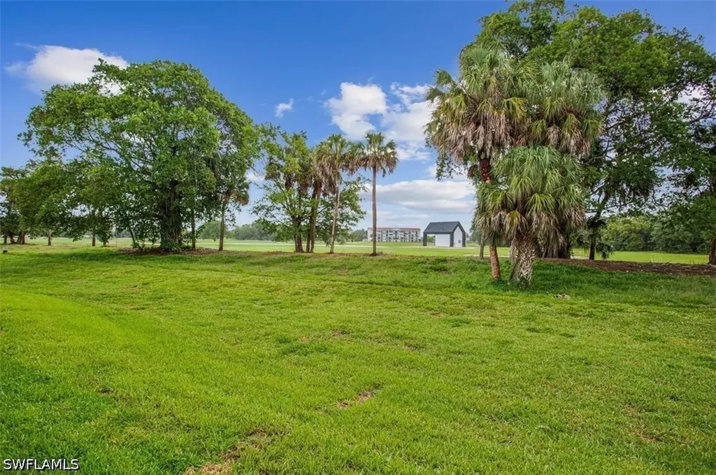 4258 27th Court SW Naples FL 34116