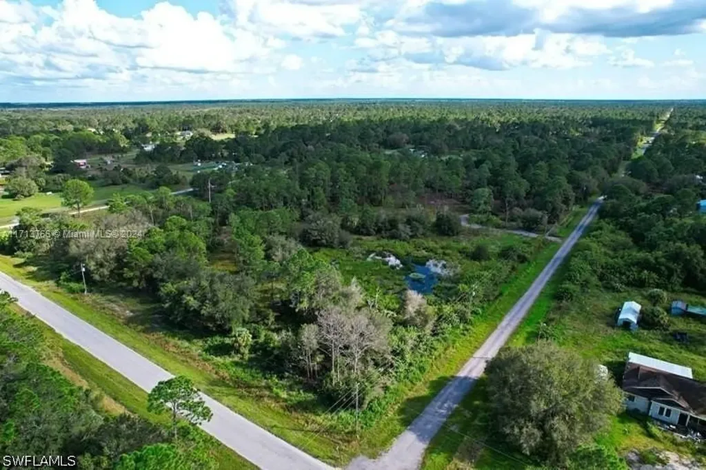 612 Hunting Club Avenue Montura Ranches FL 33440