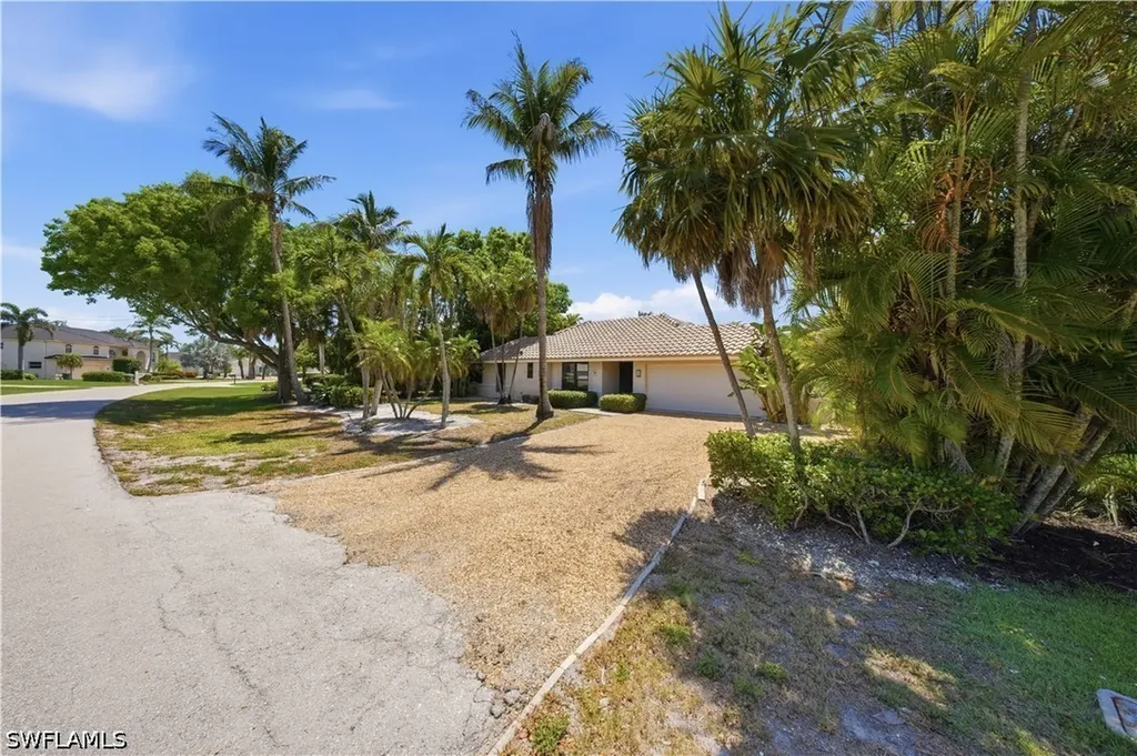 1323 Par View Drive Sanibel FL 33957