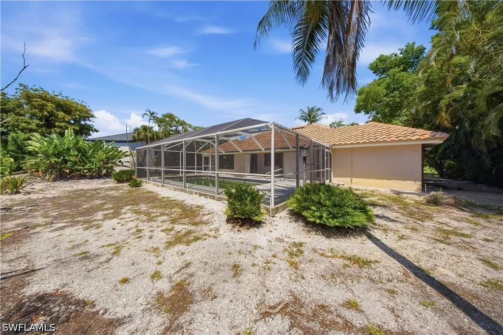 1323 Par View Drive Sanibel FL 33957