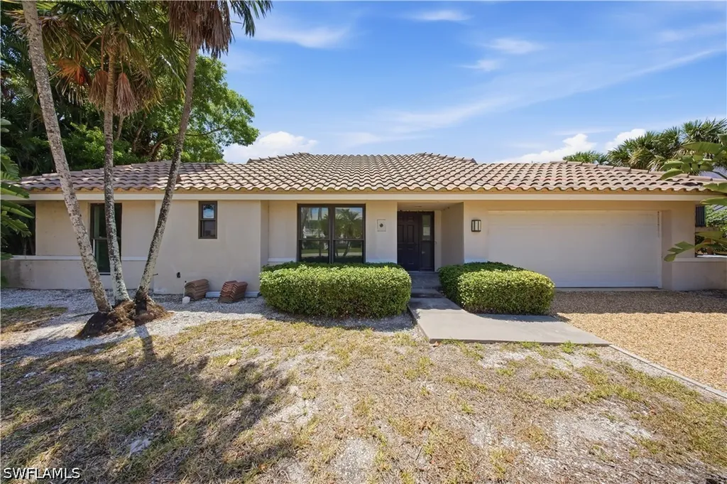 1323 Par View Drive Sanibel FL 33957