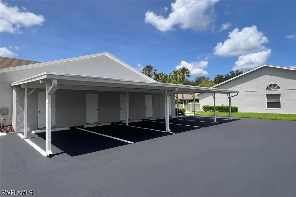 3383 Erick Lake Drive Naples FL 34109