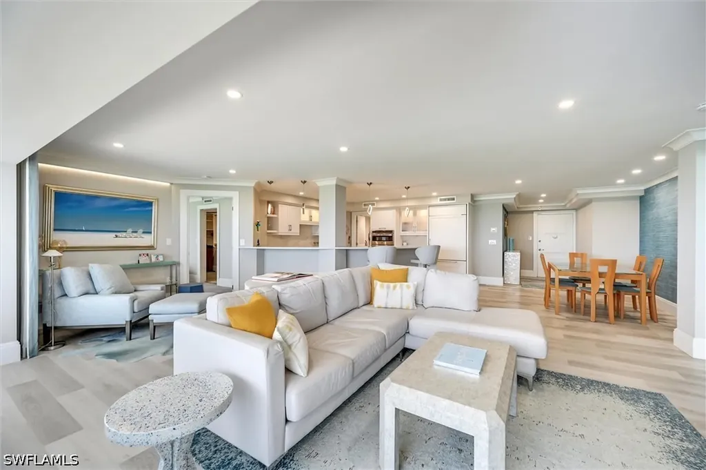 1275 Gulf Shore Boulevard N Naples FL 34102