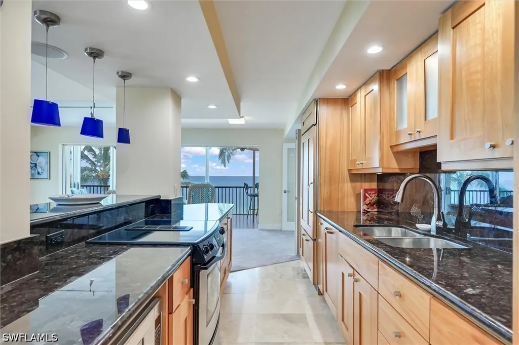 1275 Gulf Shore Boulevard N Naples FL 34102