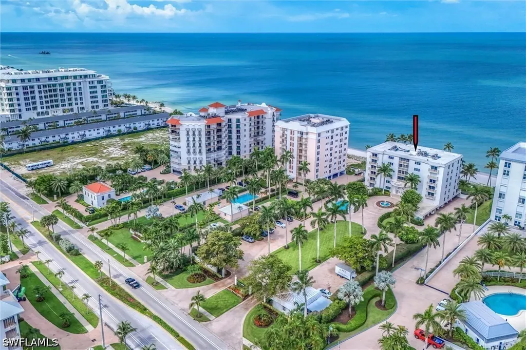 1275 Gulf Shore Boulevard N Naples FL 34102