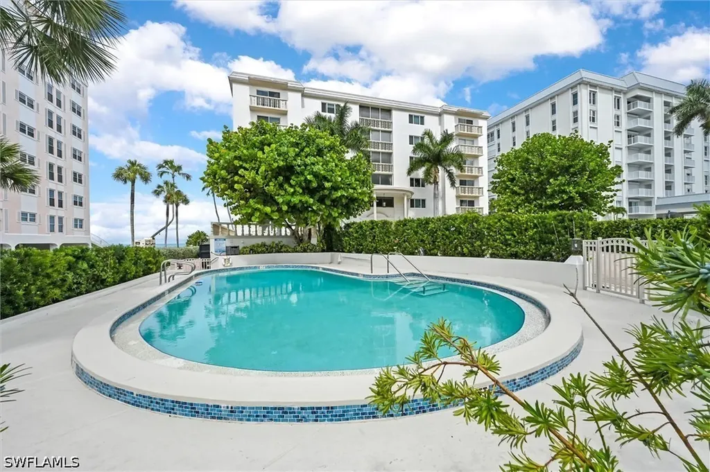 1275 Gulf Shore Boulevard N Naples FL 34102