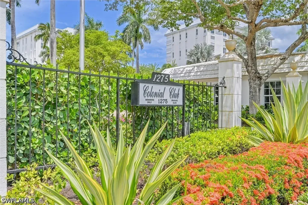 1275 Gulf Shore Boulevard N Naples FL 34102