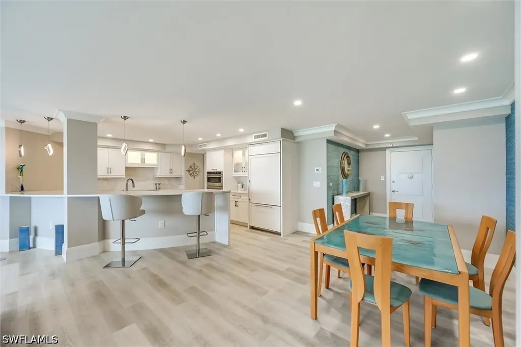 1275 Gulf Shore Boulevard N Naples FL 34102