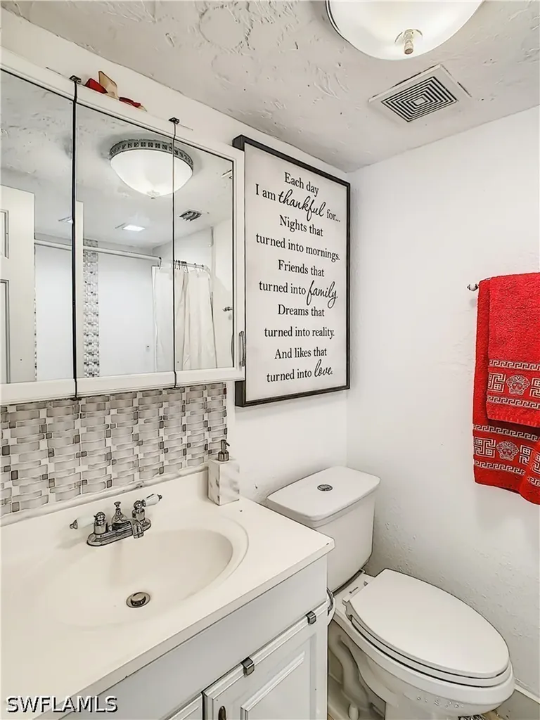 4625 Bayshore Drive Naples FL 34112