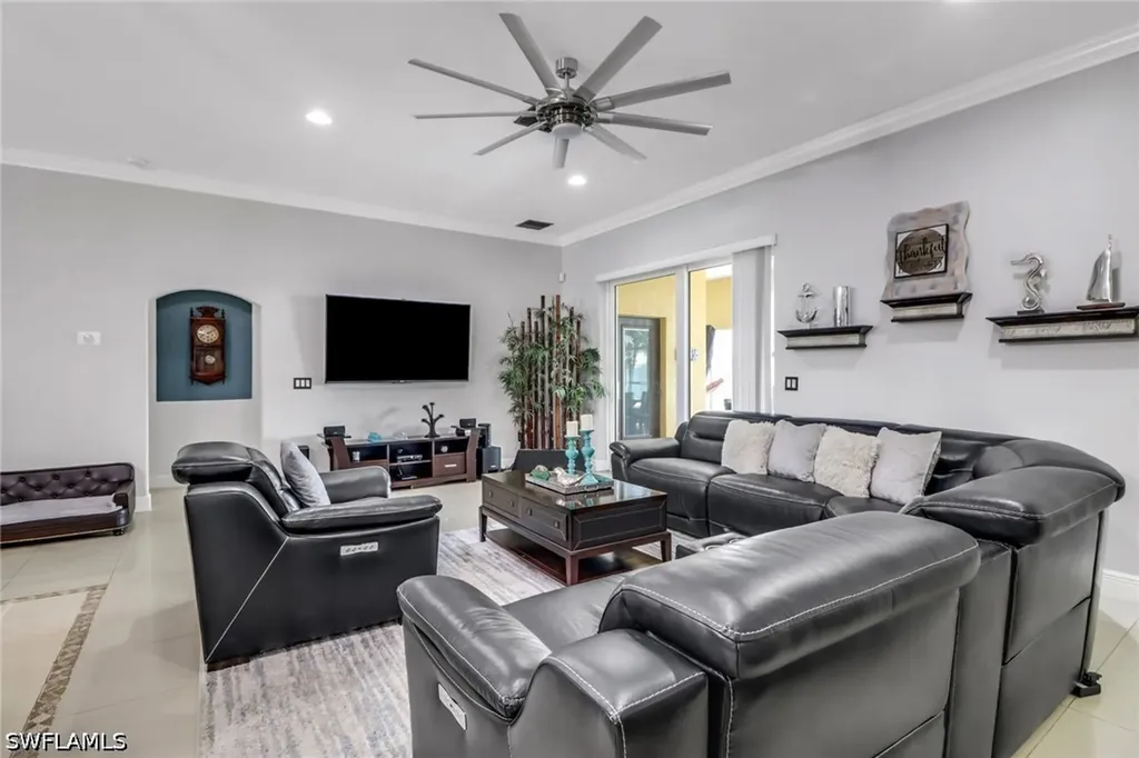 109 NW 38th Place Cape Coral FL 33993