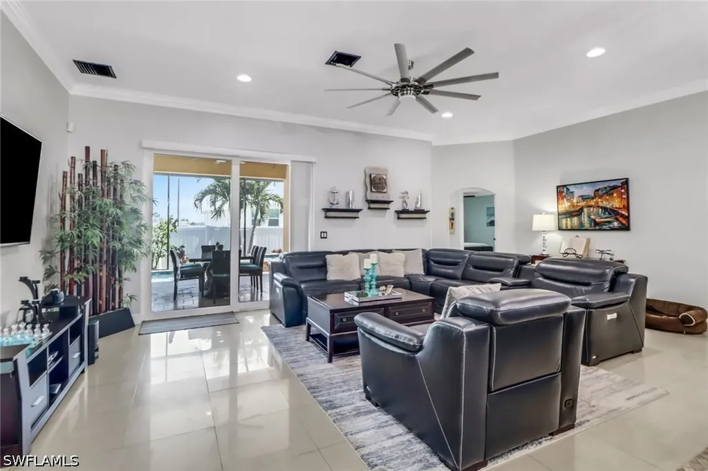 109 NW 38th Place Cape Coral FL 33993