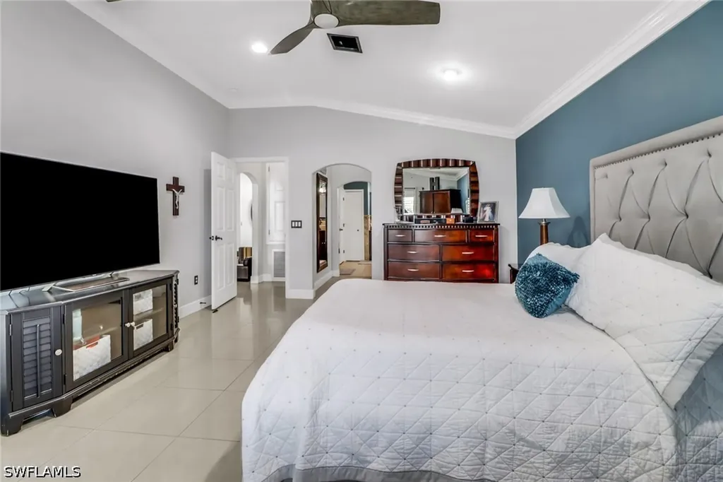 109 NW 38th Place Cape Coral FL 33993