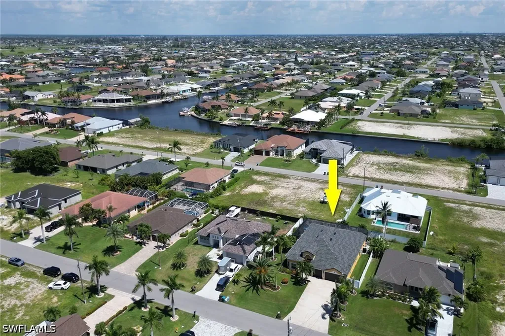 109 NW 38th Place Cape Coral FL 33993