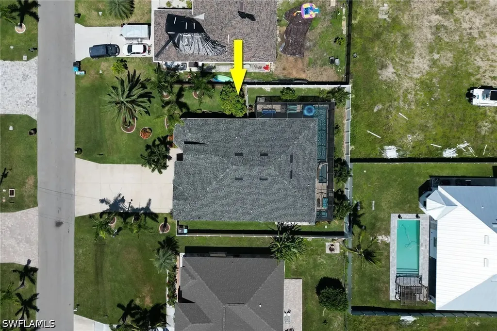 109 NW 38th Place Cape Coral FL 33993