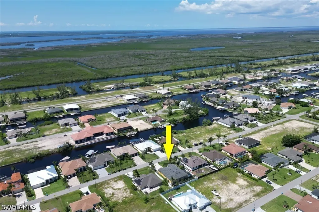 109 NW 38th Place Cape Coral FL 33993